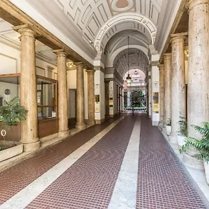 Magnifico *** Rome
