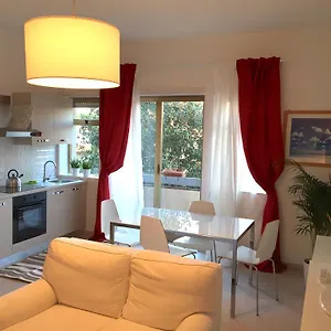 La Casa Di Camp - Rome