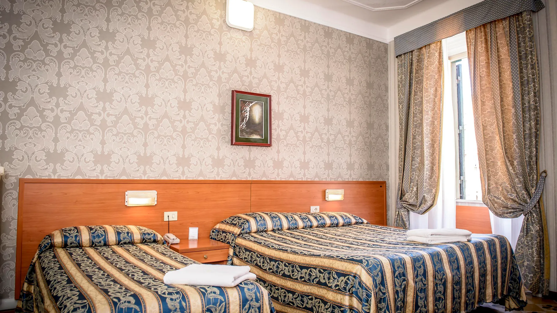 Hotel Emmaus Rome
