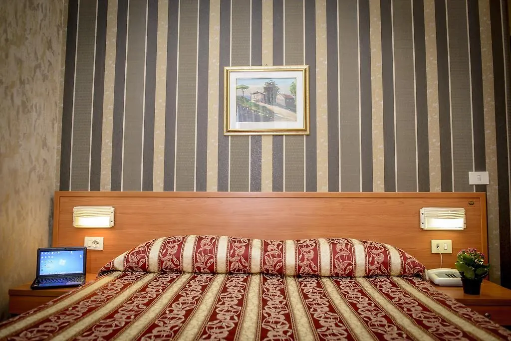 Hotel Emmaus Rome