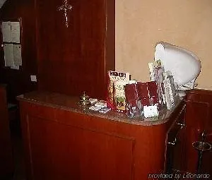 Hotel Emmaus Rome 3*,